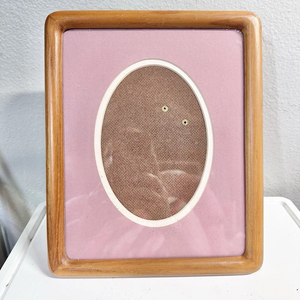 Vtg Wood Picture Frame 11x9 Oval Opening Pink Mat Tabletop Wall Made in Thailand